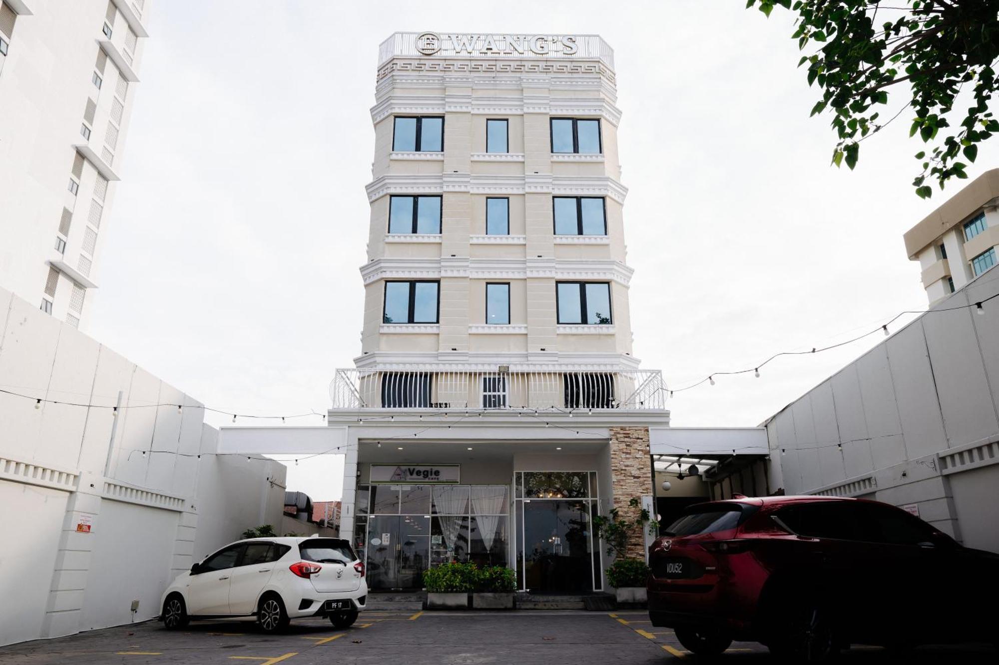 Wangs Hotel Gurney Drive George Town Exterior photo